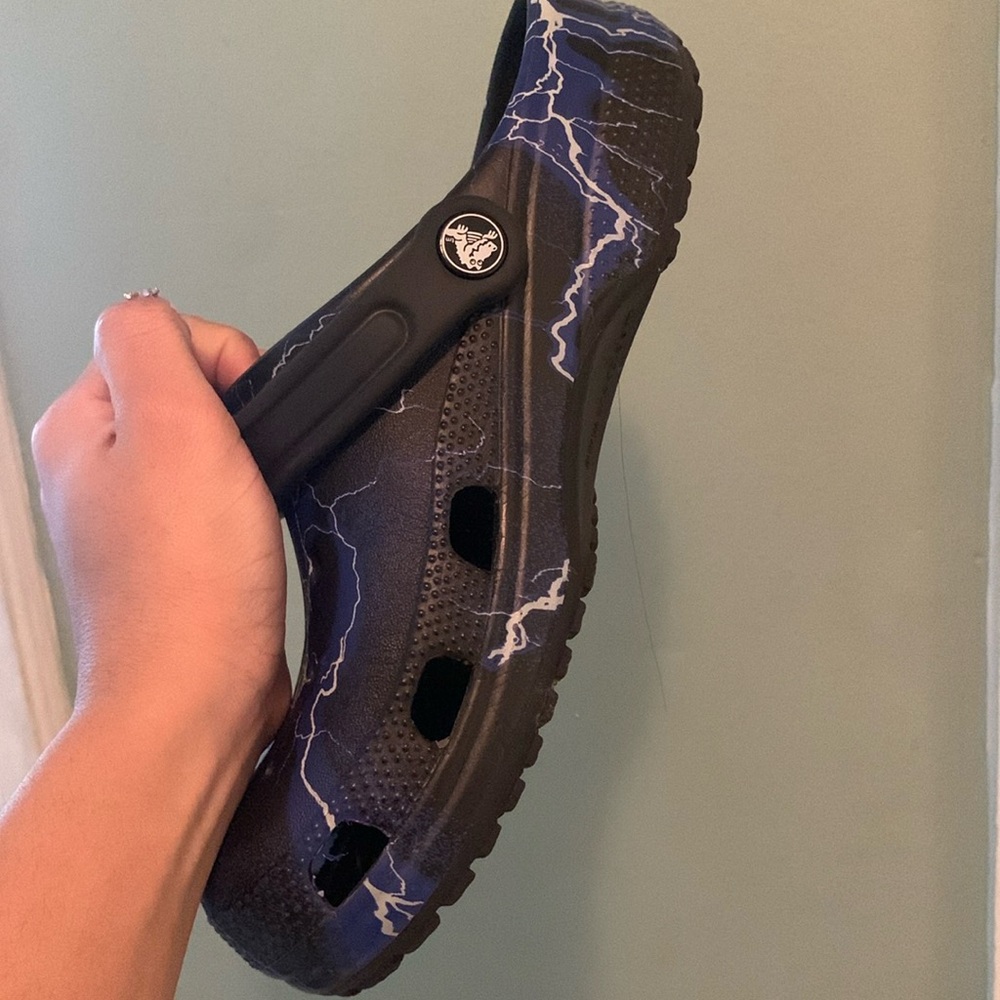 Crocs lightning crocs